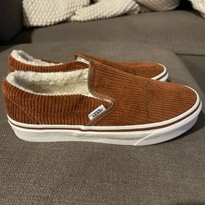 Madewell x Vans® Unisex Classic Slip-On Sneakers in Corduroy and Sherpa